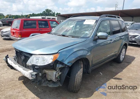 2013 Subaru Forester 2.5X Premium z USA, uszkodzony, nr VIN JF2SHADC6DH408958